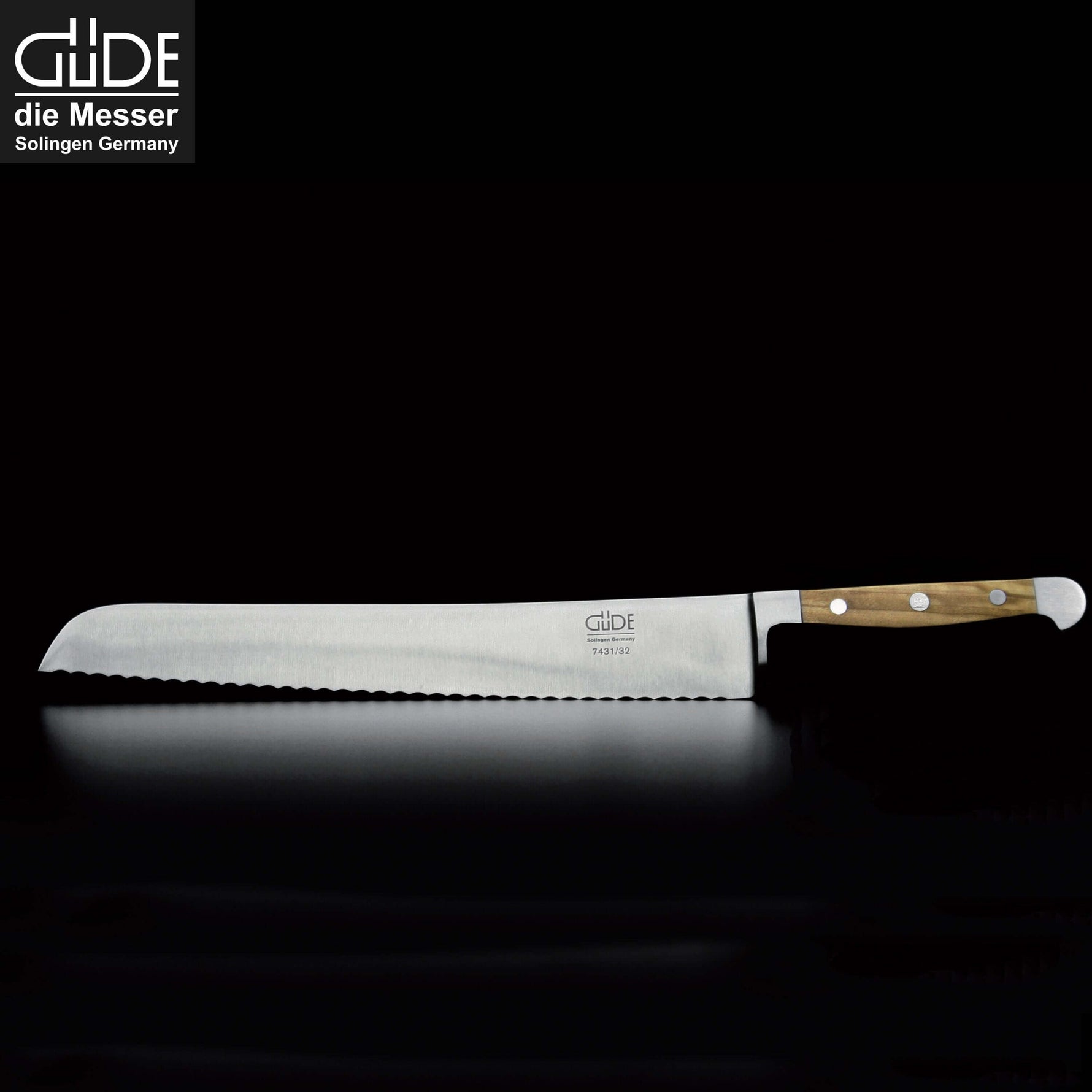 ALPHA OLIVE | Bread Knife Franz Dude 12.5 " Right hand version | Forged steel / Olive Wood Handle-4