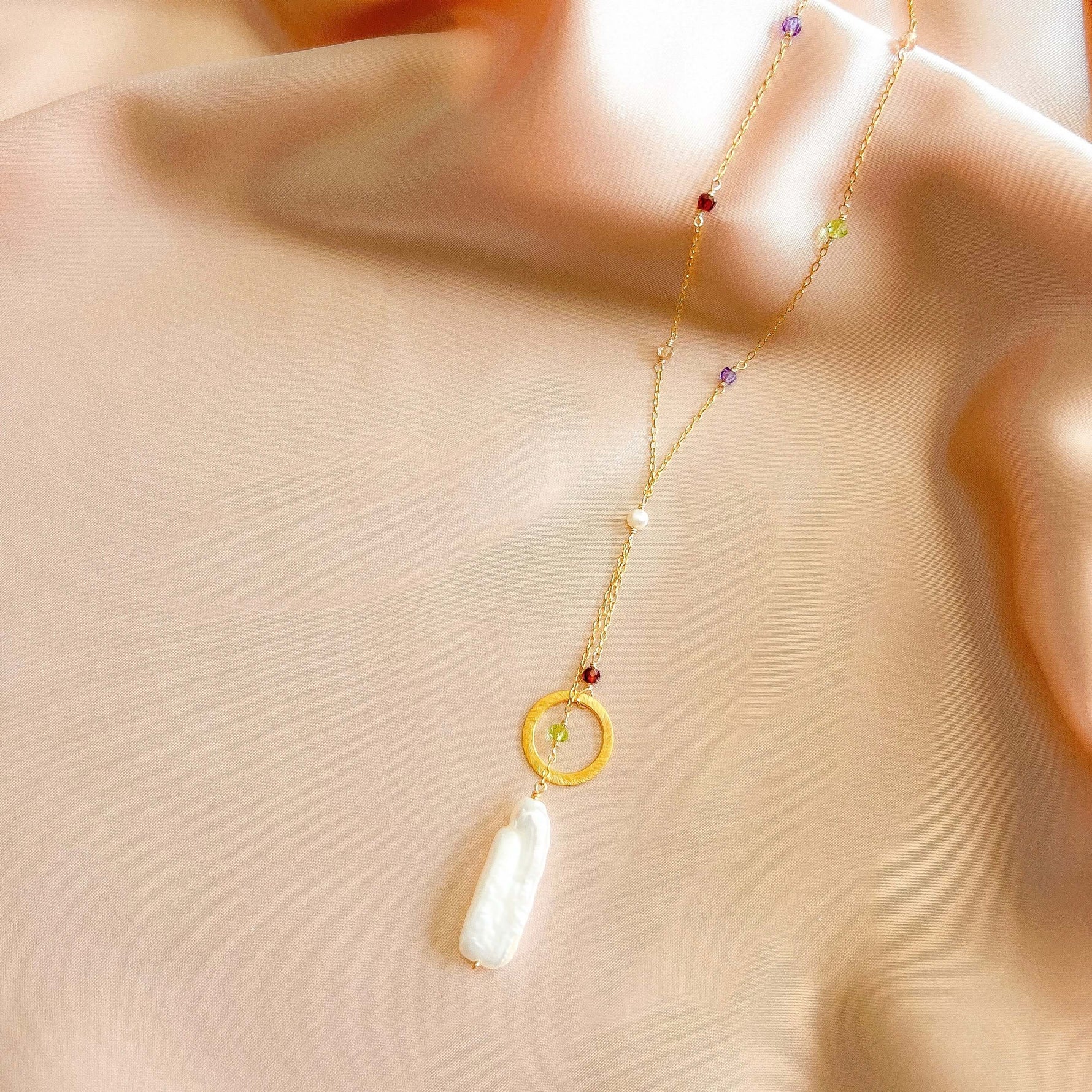 Stick Pearl Ballet Necklace