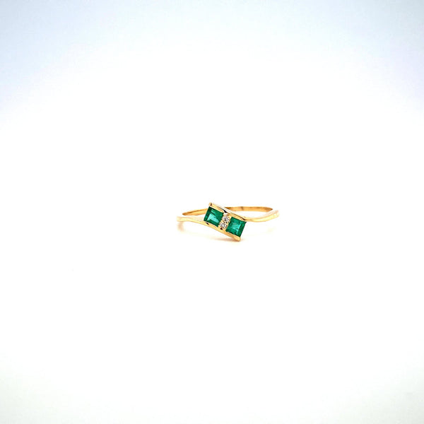 Emerald and Diamond Ring in 14K Yellow Gold - KGR 17099