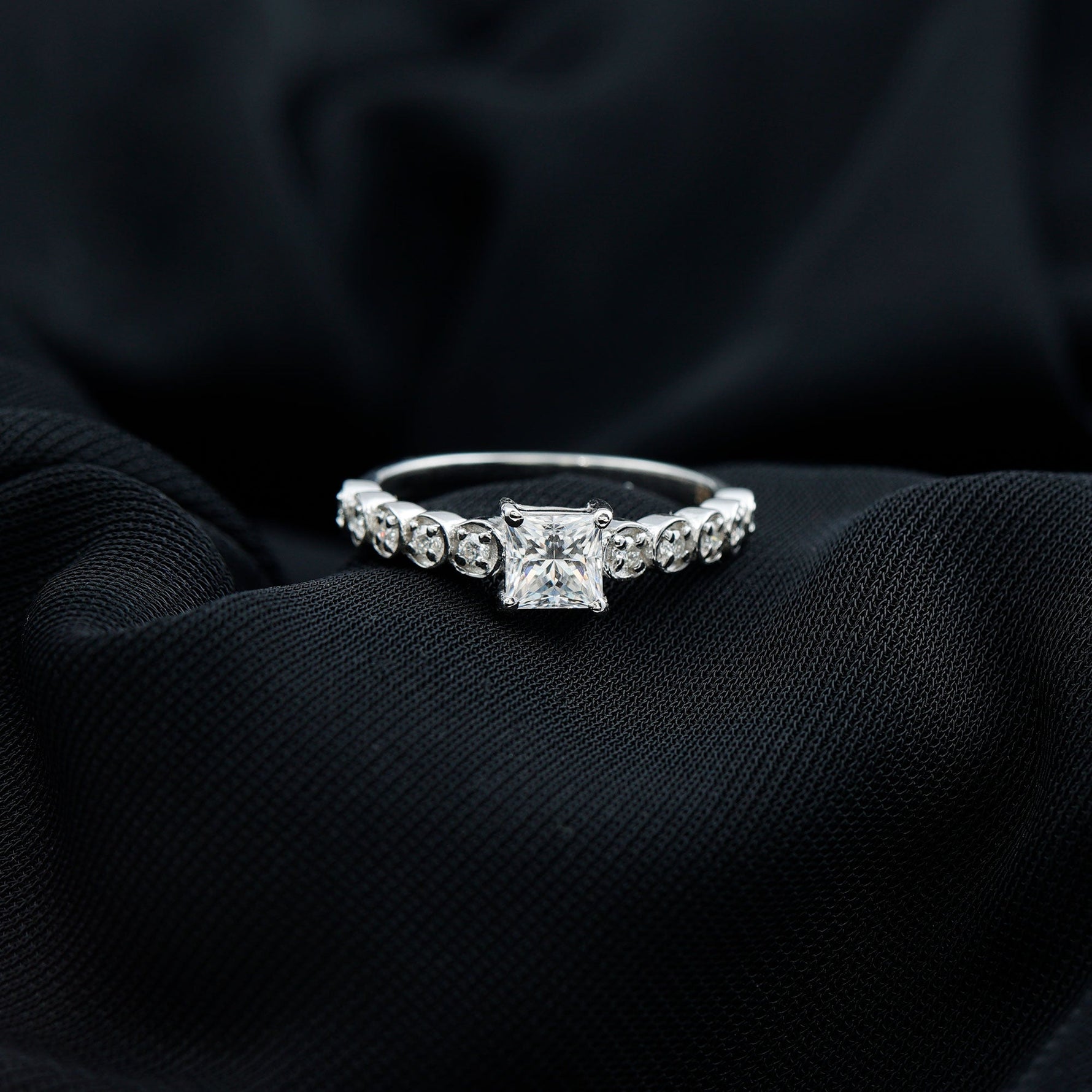 Lab Grown Diamond 5 MM Princess Cut Engagement Ring With Side Stones
