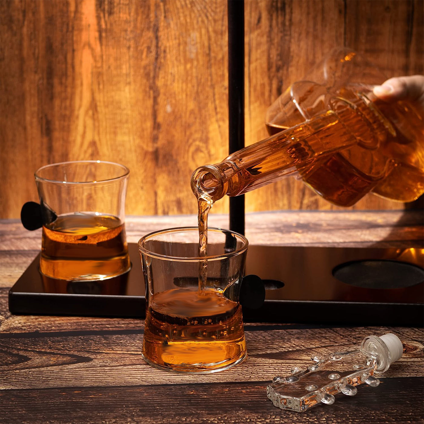 Guitar Whiskey & Wine Decanter & Mahogany Base - The Wine Savant 1000 ML Glass Decanter with 2 10oz Glasses 14" For Whiskey Music Lover & Guitar Player Gifts Musician Music Lovers